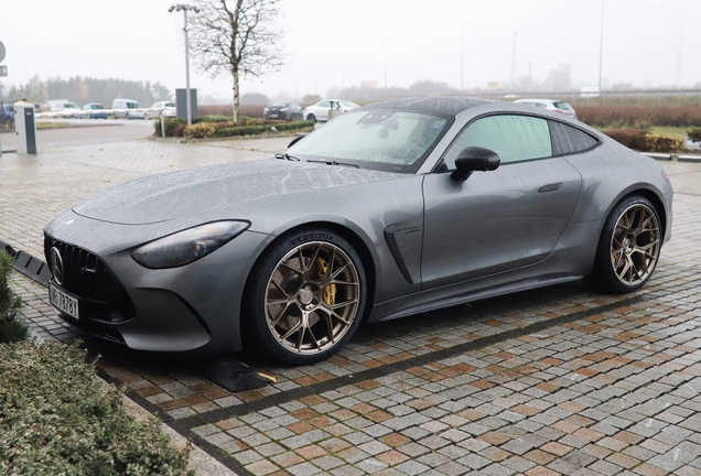 Mercedes-AMG GT 63 C192