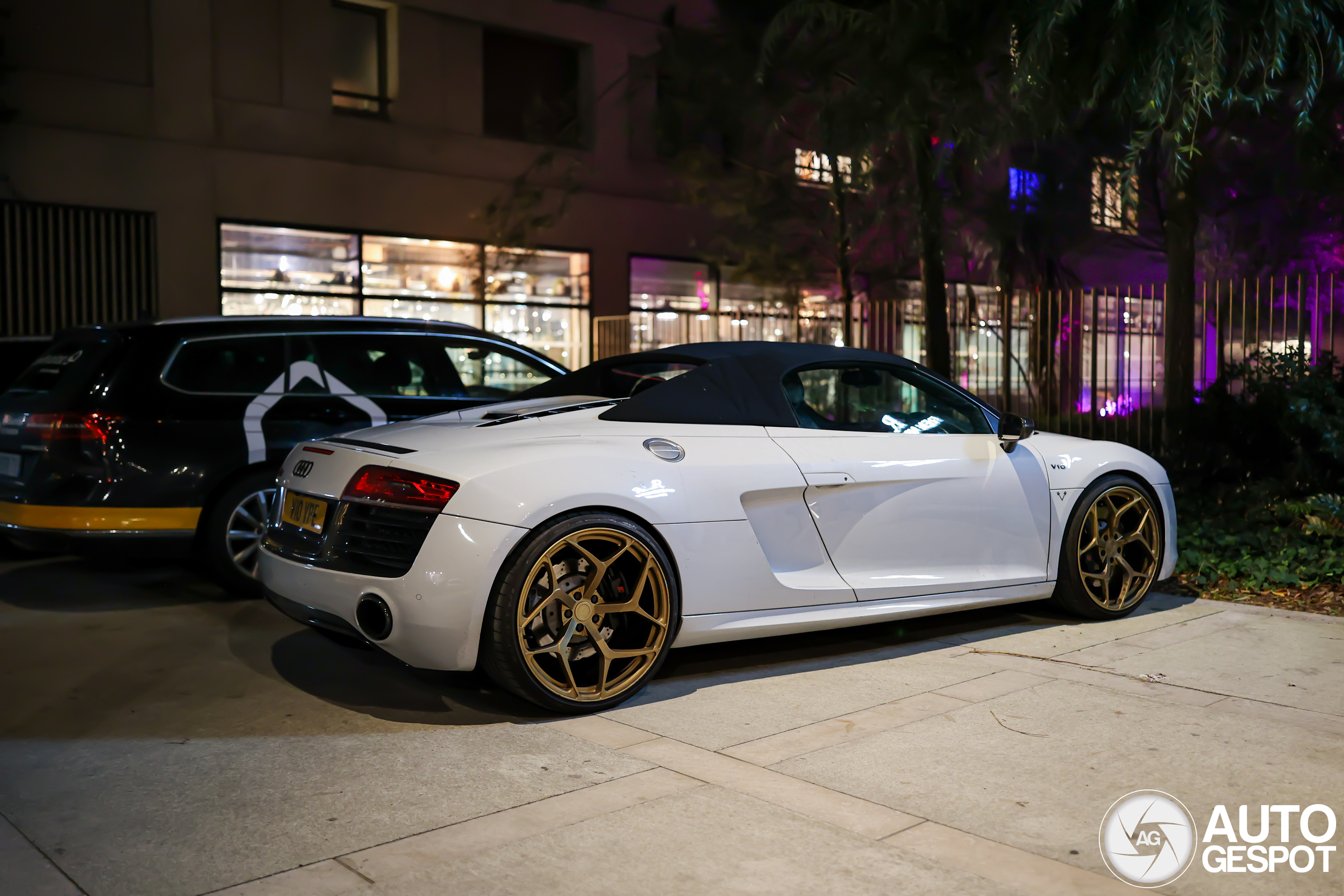 Audi R8 V10 Spyder 2013