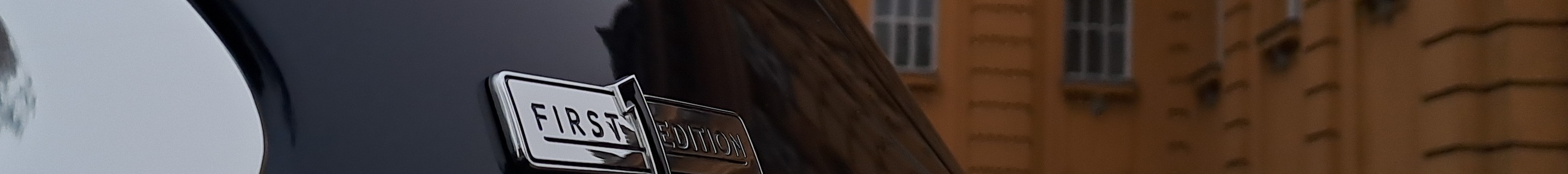 Bentley Bentayga Azure EWB First Edition