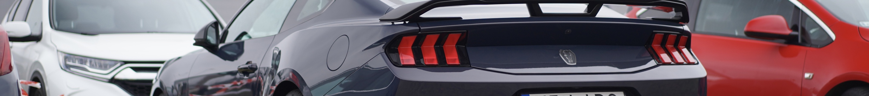 Ford Mustang Dark Horse 2024