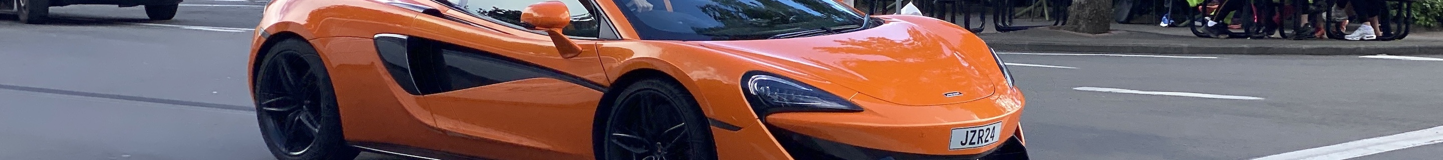McLaren 570S