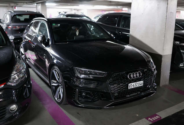 Audi RS4 Avant B9