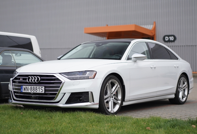 Audi S8 D5