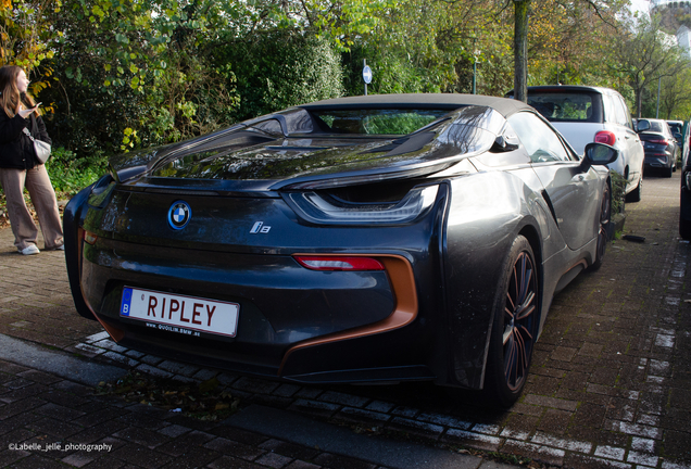 BMW i8 Roadster Ultimate Sophisto Edition