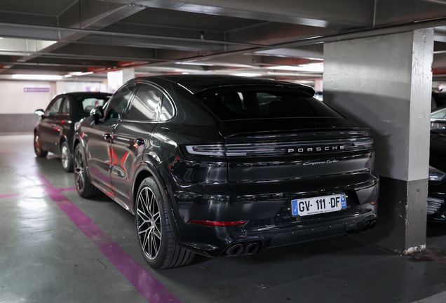 Porsche Cayenne Coupé Turbo E-Hybrid