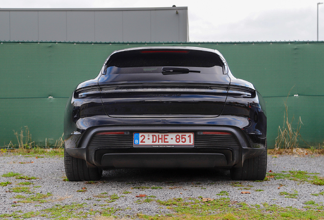 Porsche Taycan GTS Sport Turismo