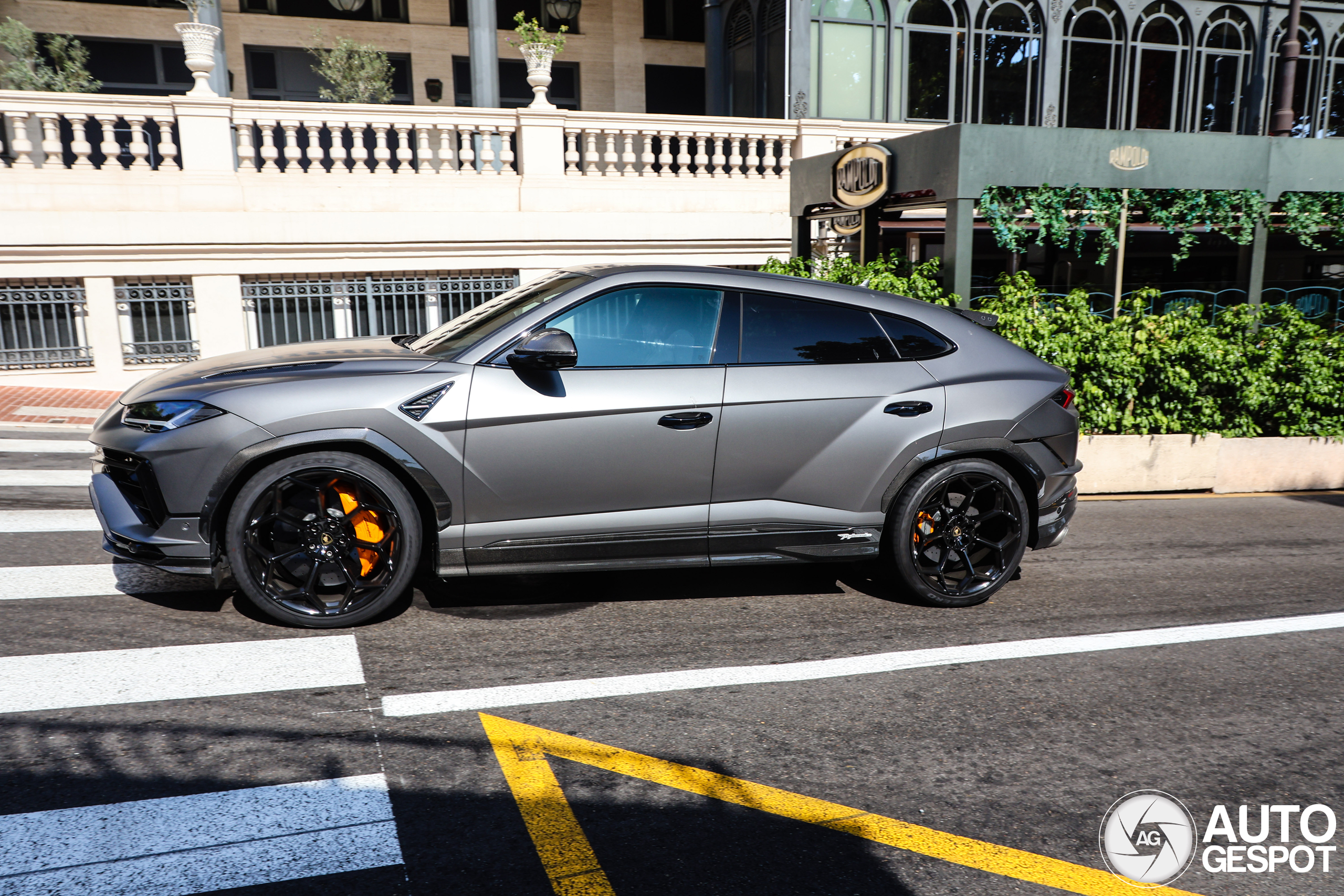 Lamborghini Urus Performante