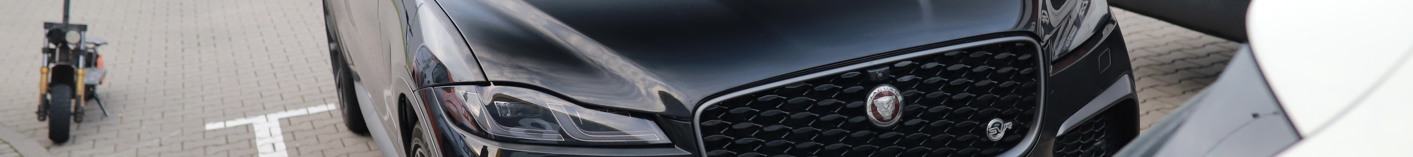 Jaguar F-PACE SVR 2021