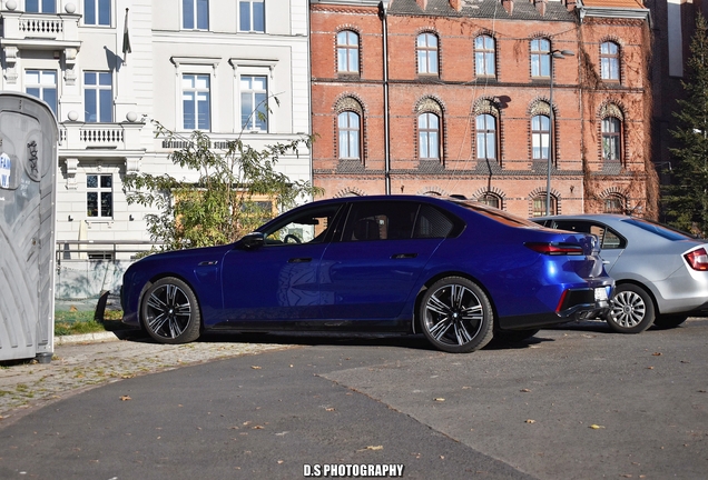 BMW M760e xDrive
