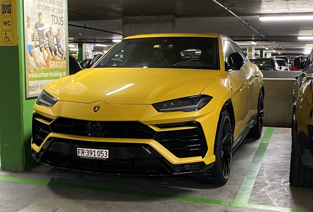 Lamborghini Urus