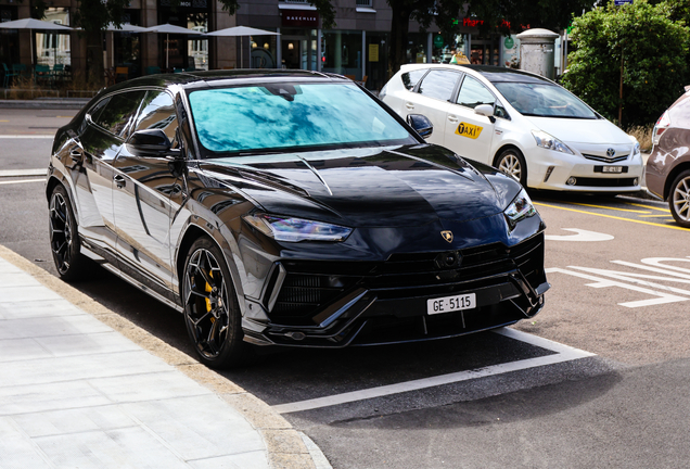 Lamborghini Urus Performante