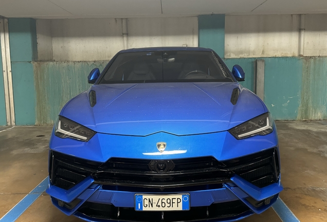 Lamborghini Urus S