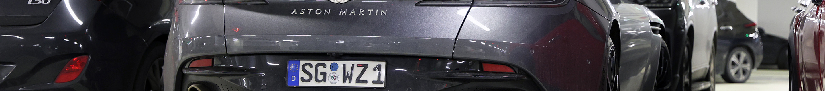Aston Martin DB11