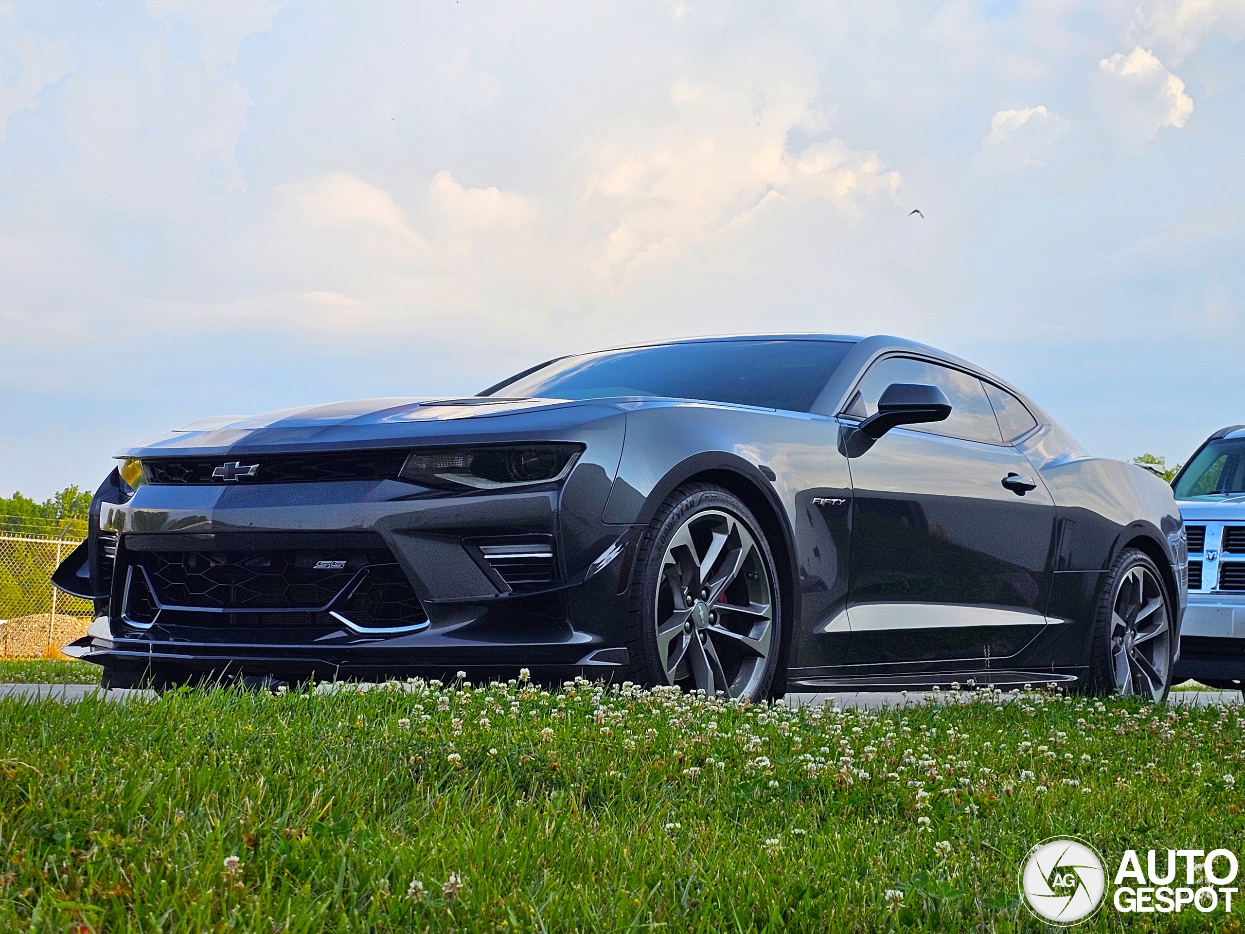 Chevrolet Camaro SS 2016 50th Anniversary