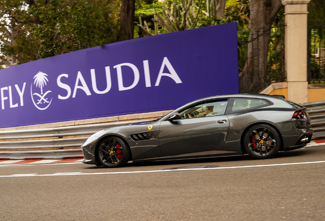 Ferrari GTC4Lusso
