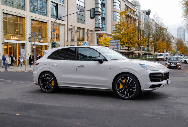 Porsche Cayenne Turbo S E-Hybrid