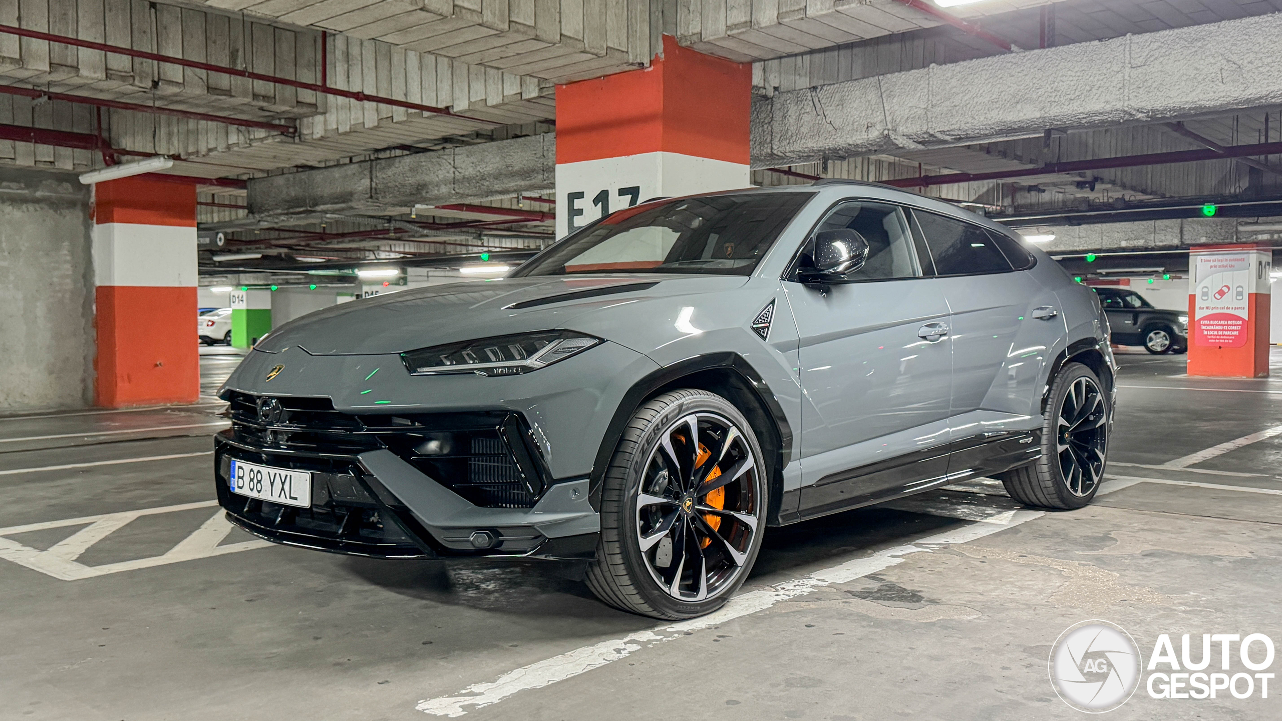 Lamborghini Urus S