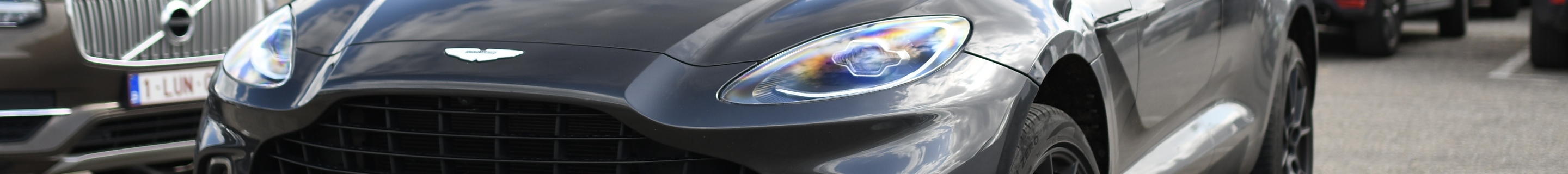 Aston Martin DBX