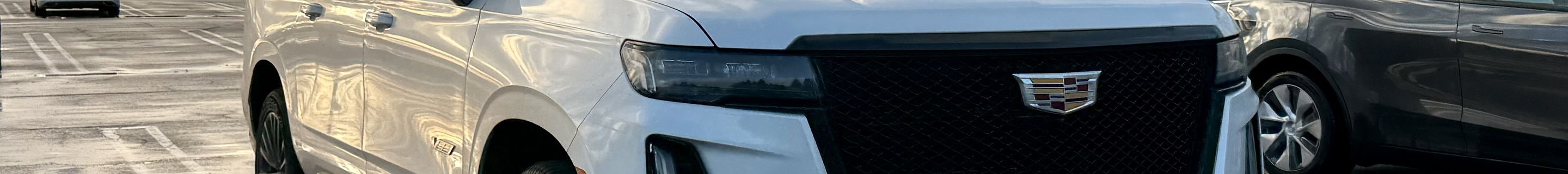 Cadillac Escalade-V ESV