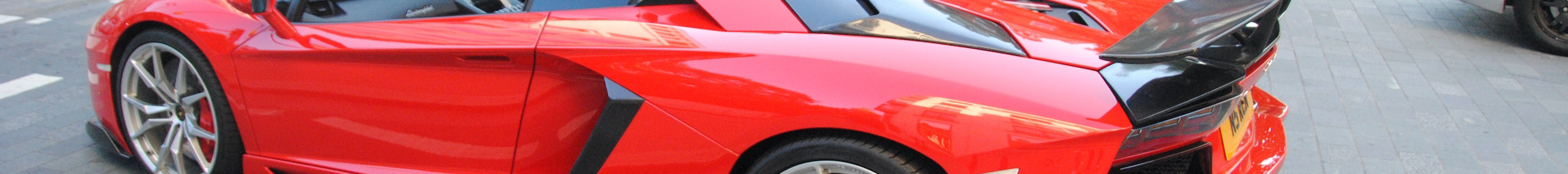 Lamborghini Aventador LP700-4 Roadster DMC