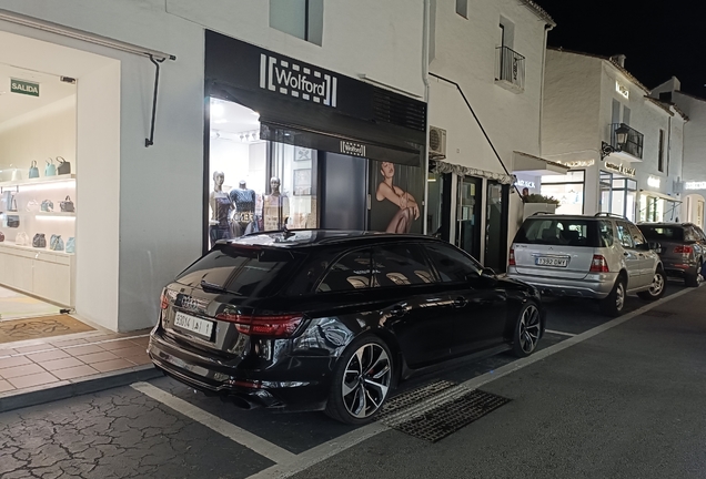 Audi RS4 Avant B9