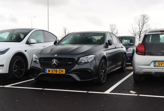 Mercedes-AMG E 63 S W213