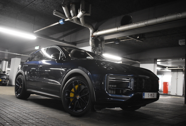 Porsche Cayenne Coupé Turbo E-Hybrid