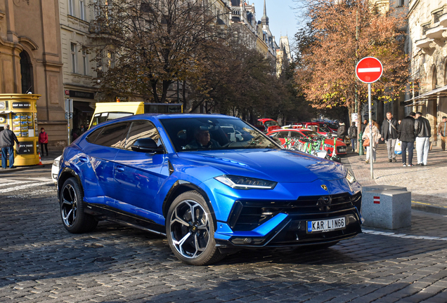 Lamborghini Urus S