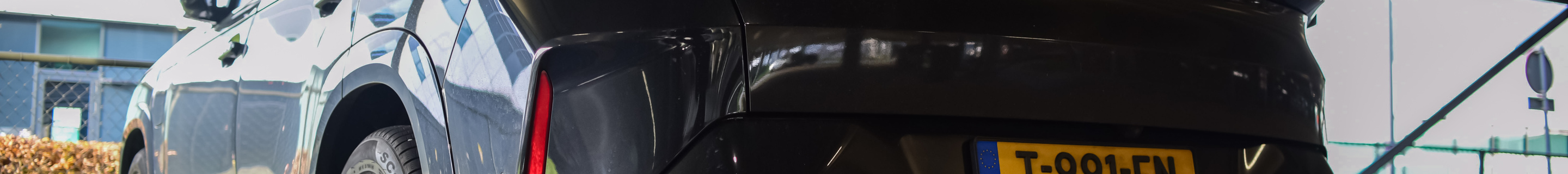 BMW XM G09