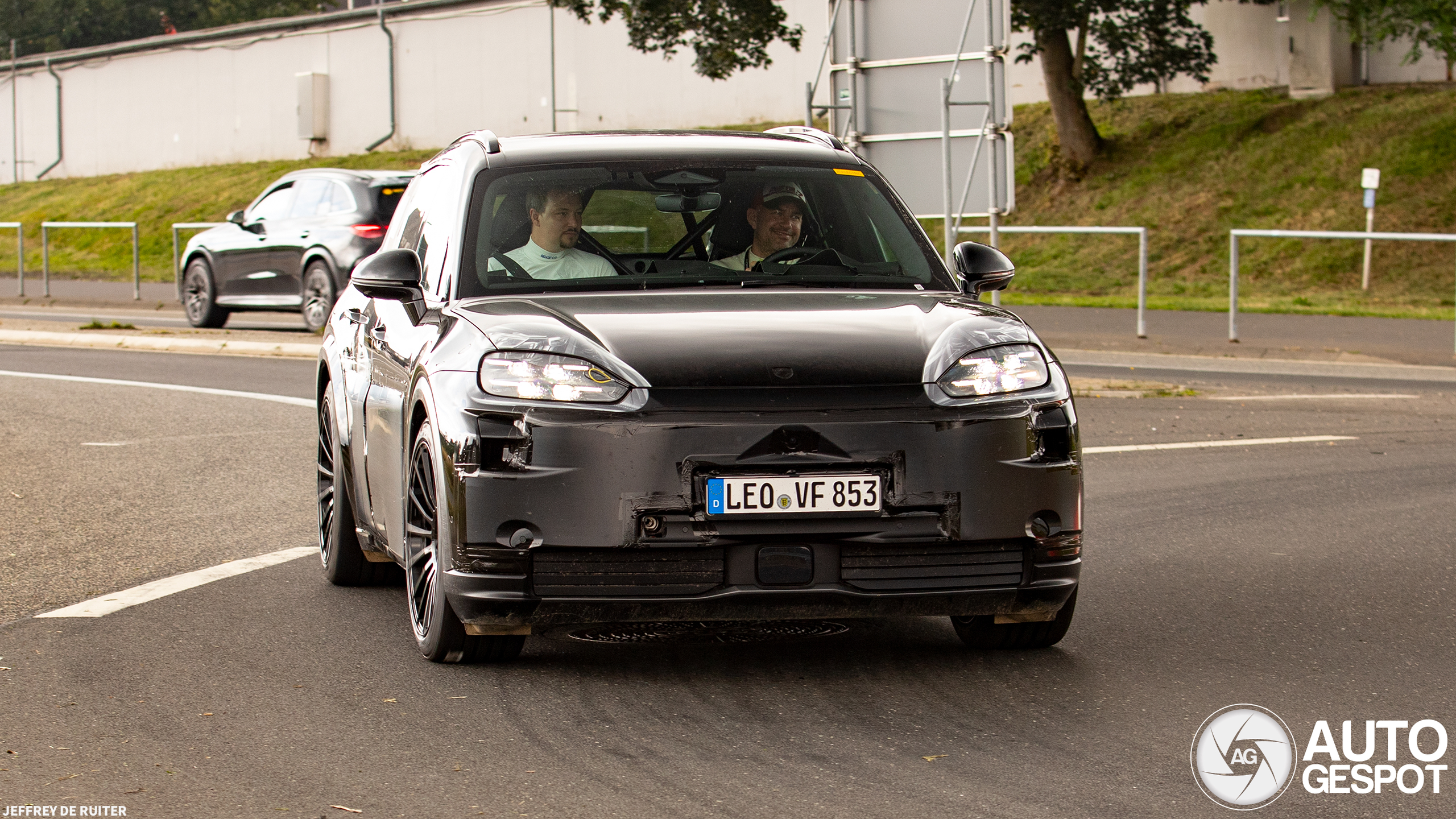 Porsche Cayenne EV