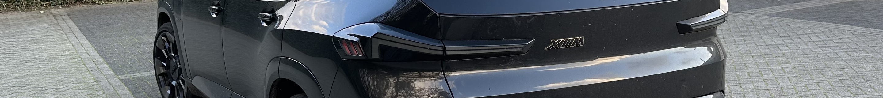 BMW XM G09