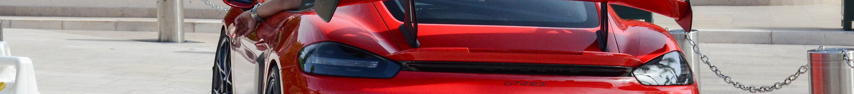 Porsche 718 Cayman GT4 RS