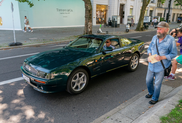 Aston Martin V8 Coupe