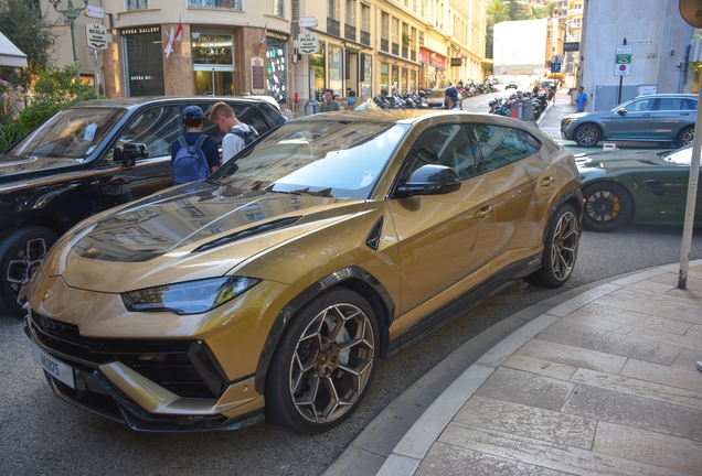Lamborghini Urus Performante