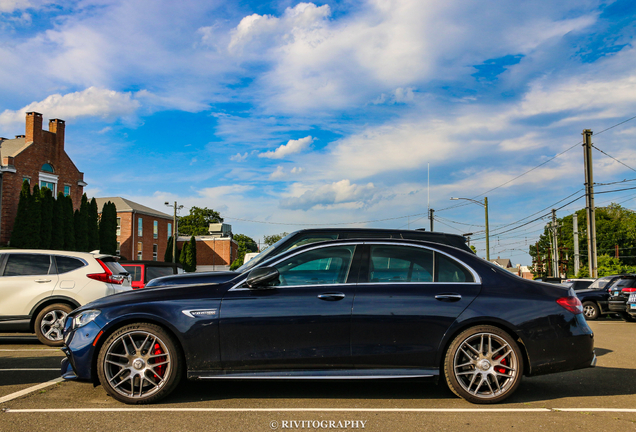 Mercedes-AMG E 63 S W213 2021