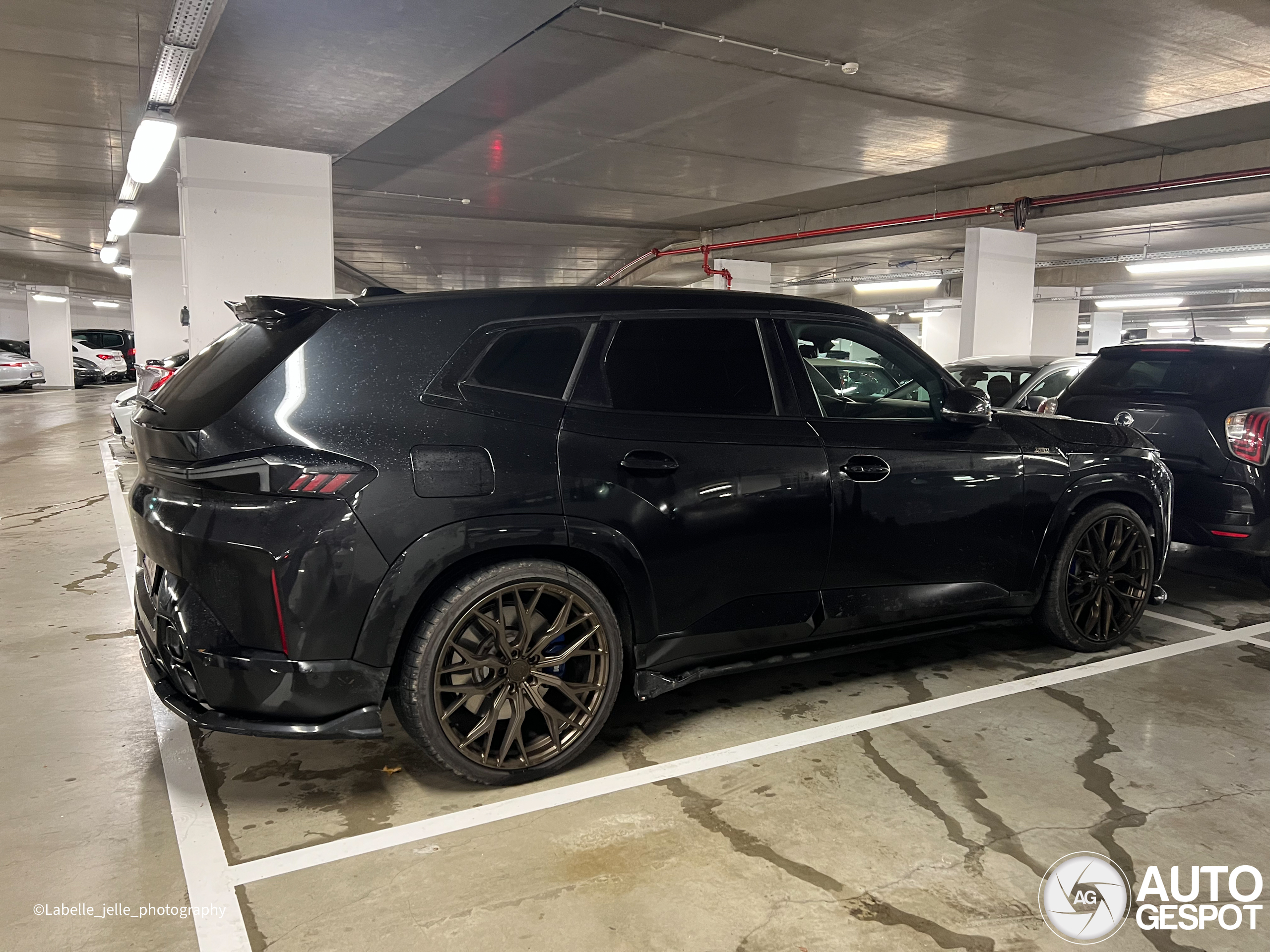 BMW XM G09