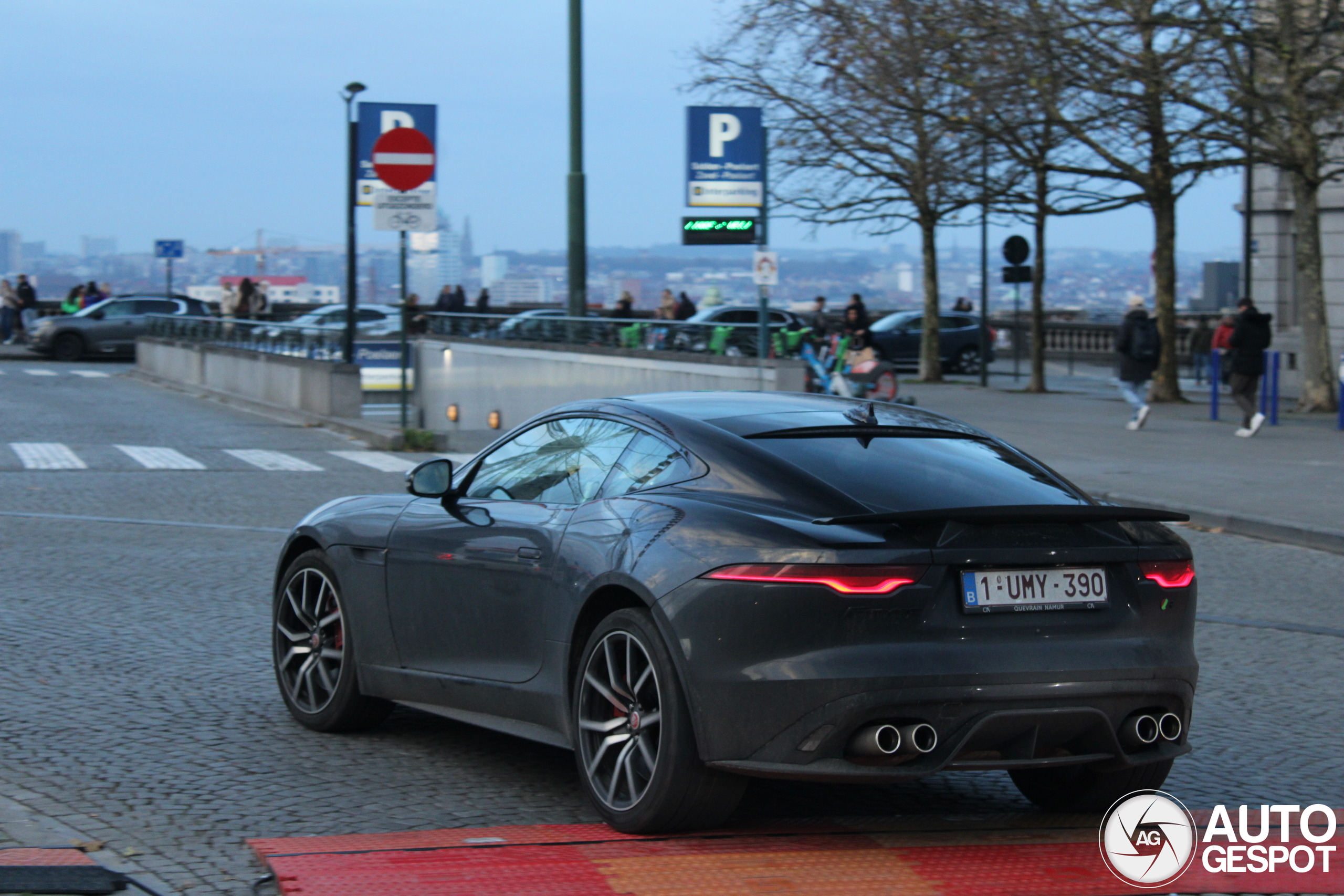 Jaguar F Type R Coup November Autogespot