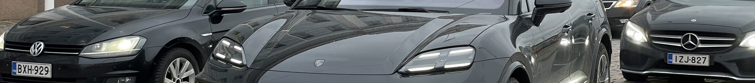 Porsche Macan EV Turbo