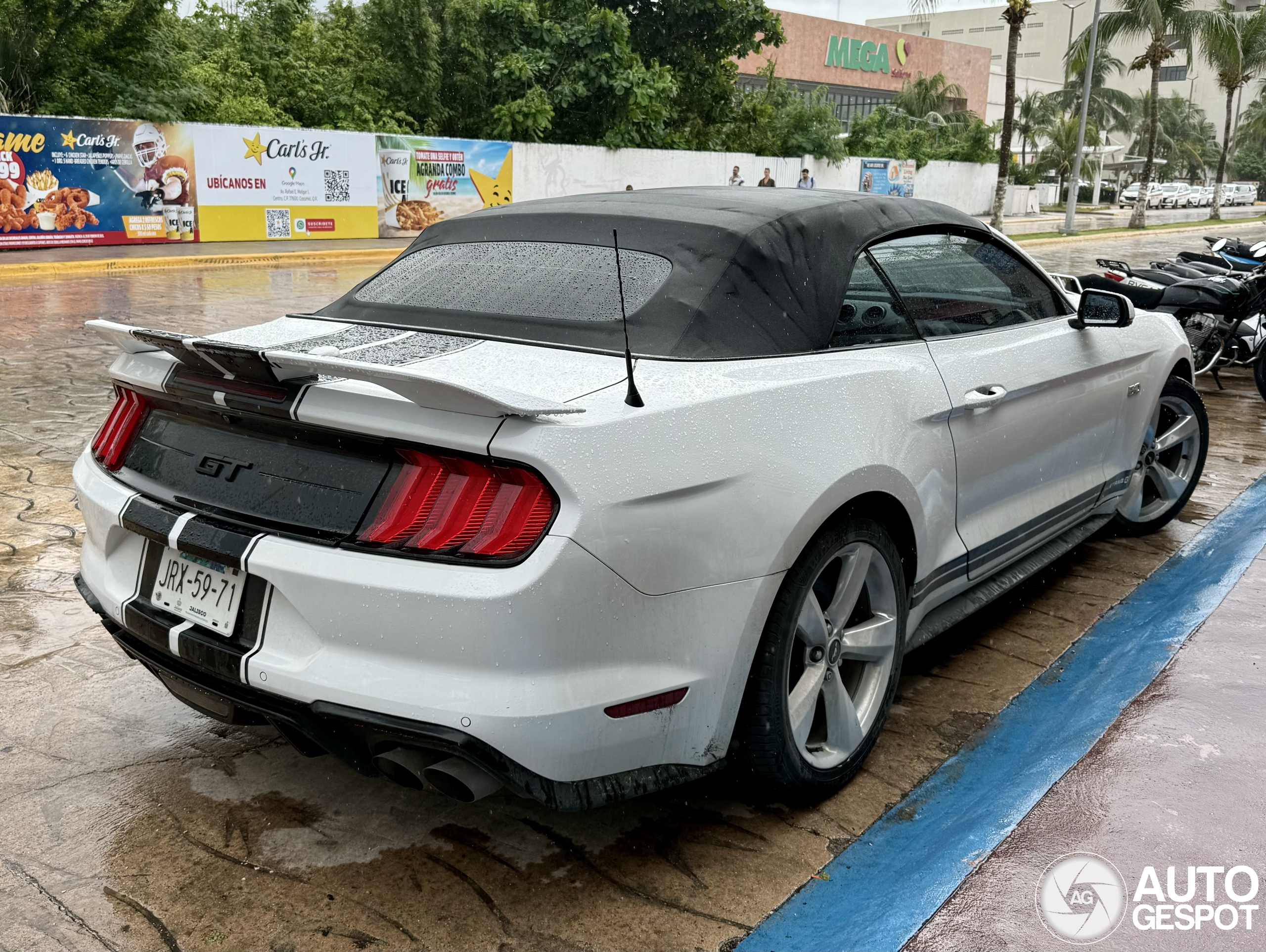 Ford Mustang GT Convertible 2018 04 December 2024 Autogespot