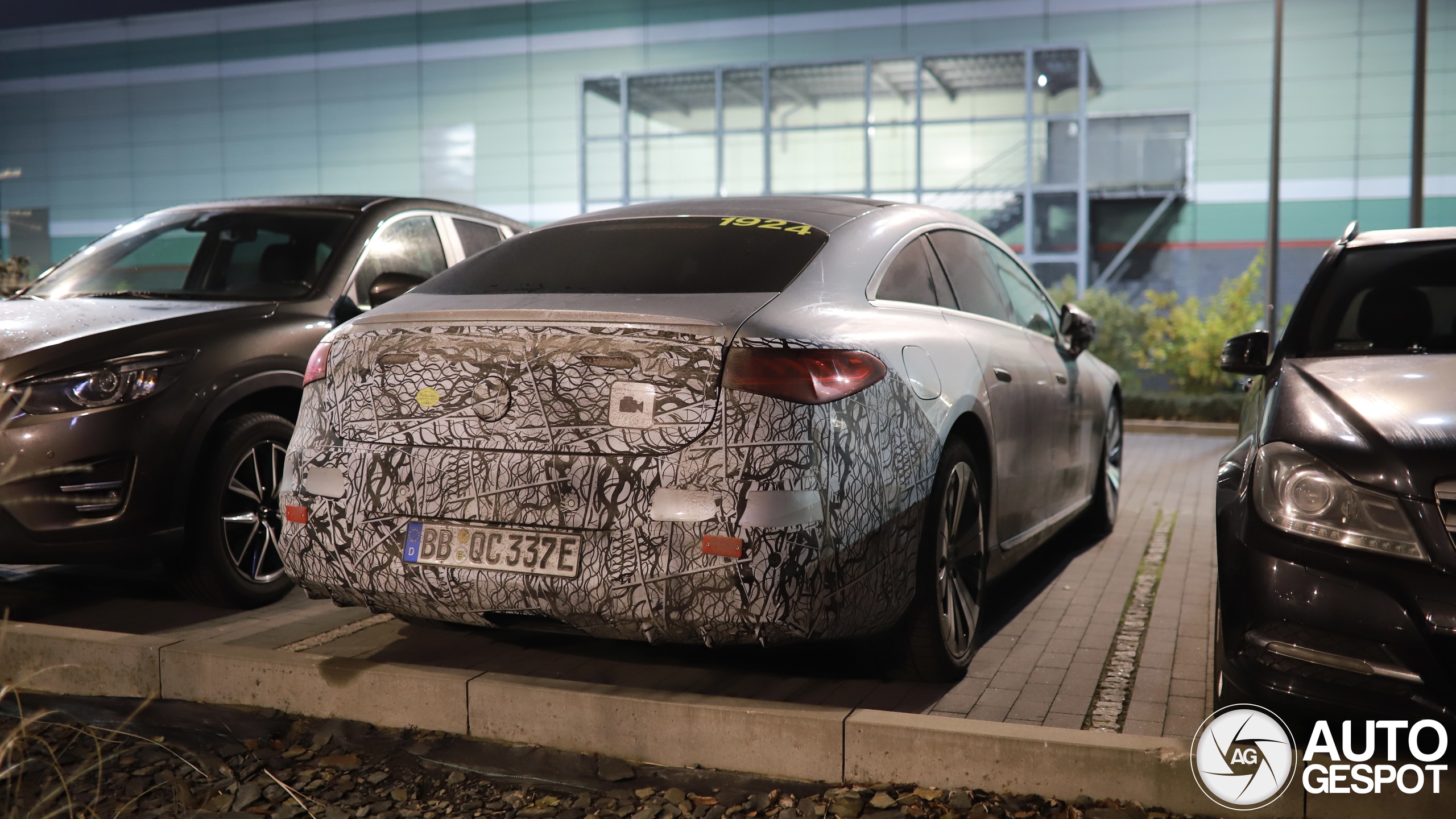 Mercedes-Benz EQS