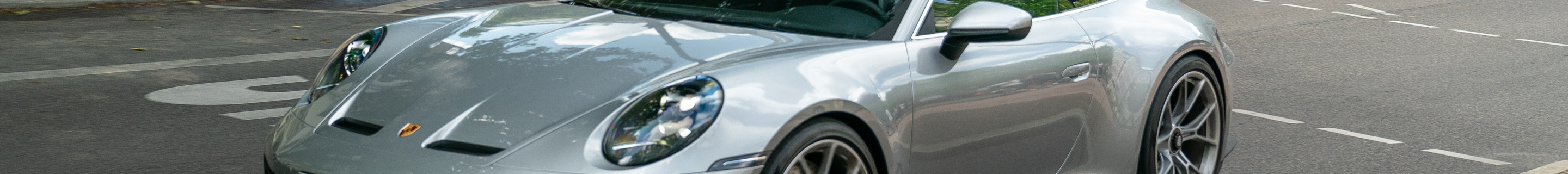 Porsche 992 GT3 Touring