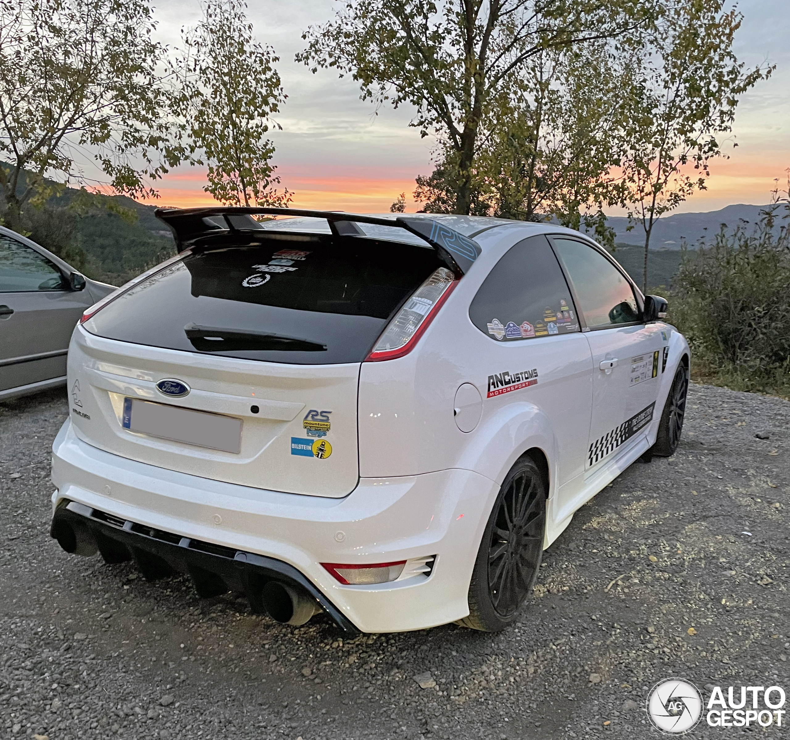 Ford Focus RS 2009 Mountune MP350