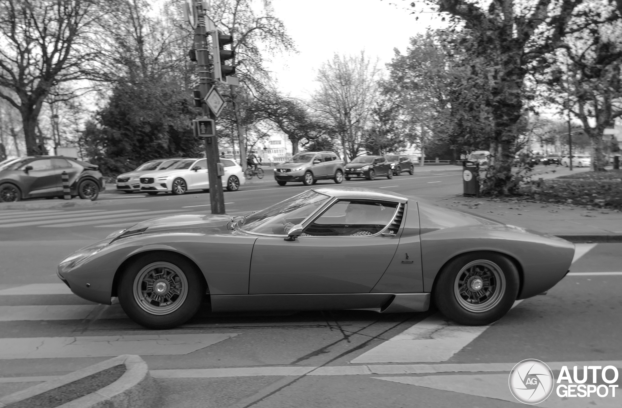 Lamborghini Miura P400 SV - 06 December 2024 - Autogespot