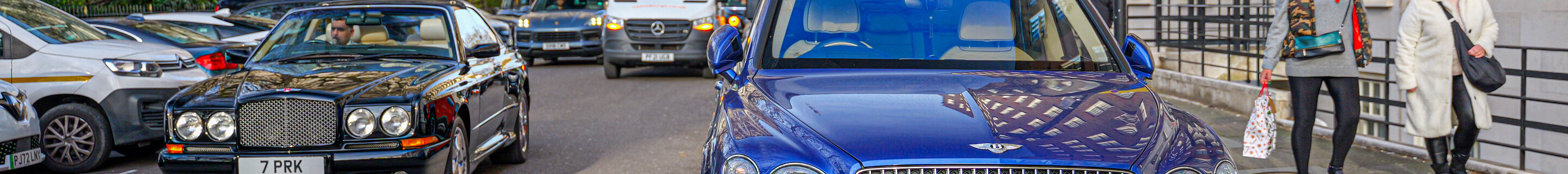 Bentley Bentayga Azure EWB