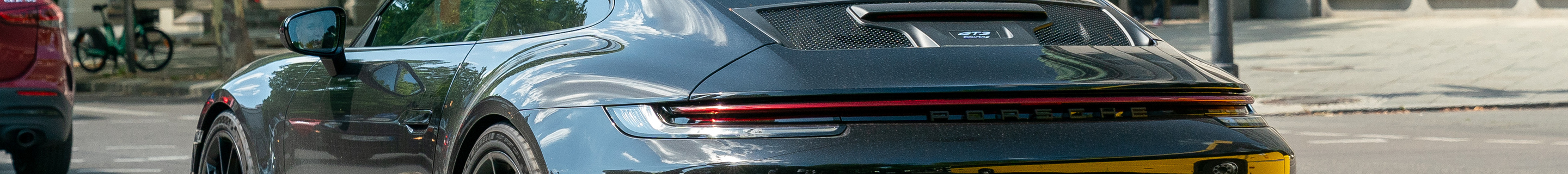 Porsche 992 GT3 Touring MkI