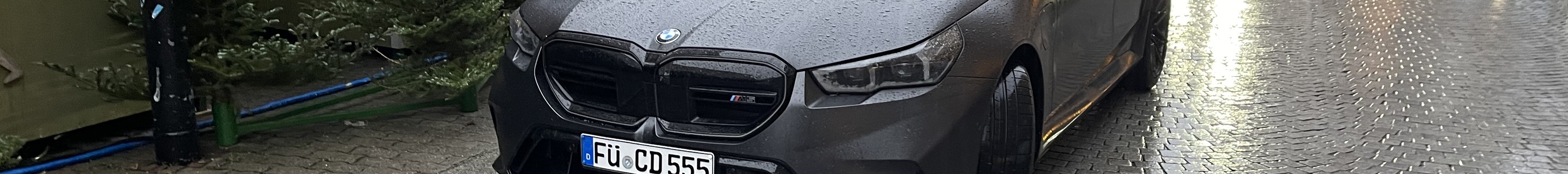 BMW M5 G90