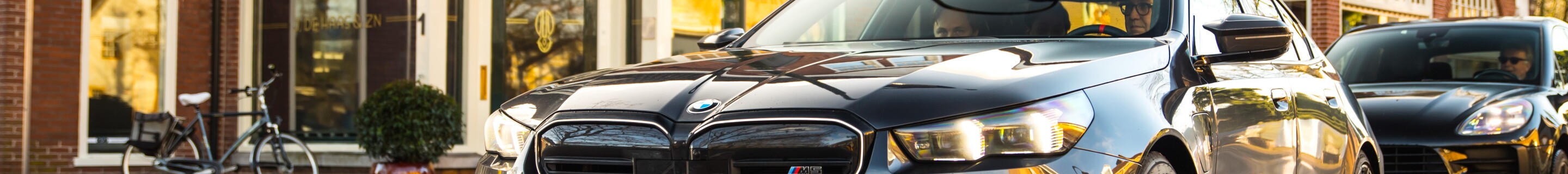BMW M5 G90