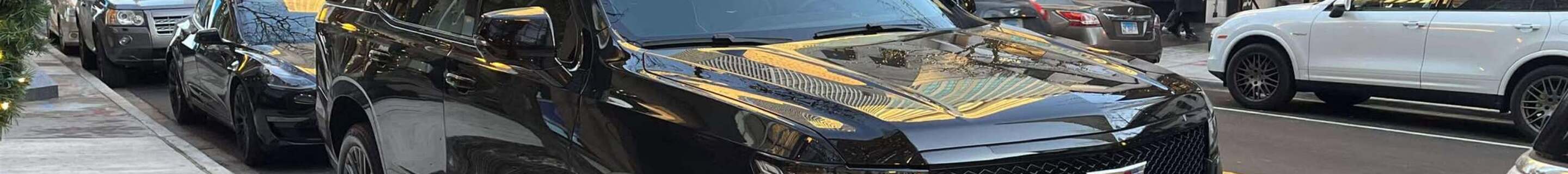 Cadillac Escalade-V