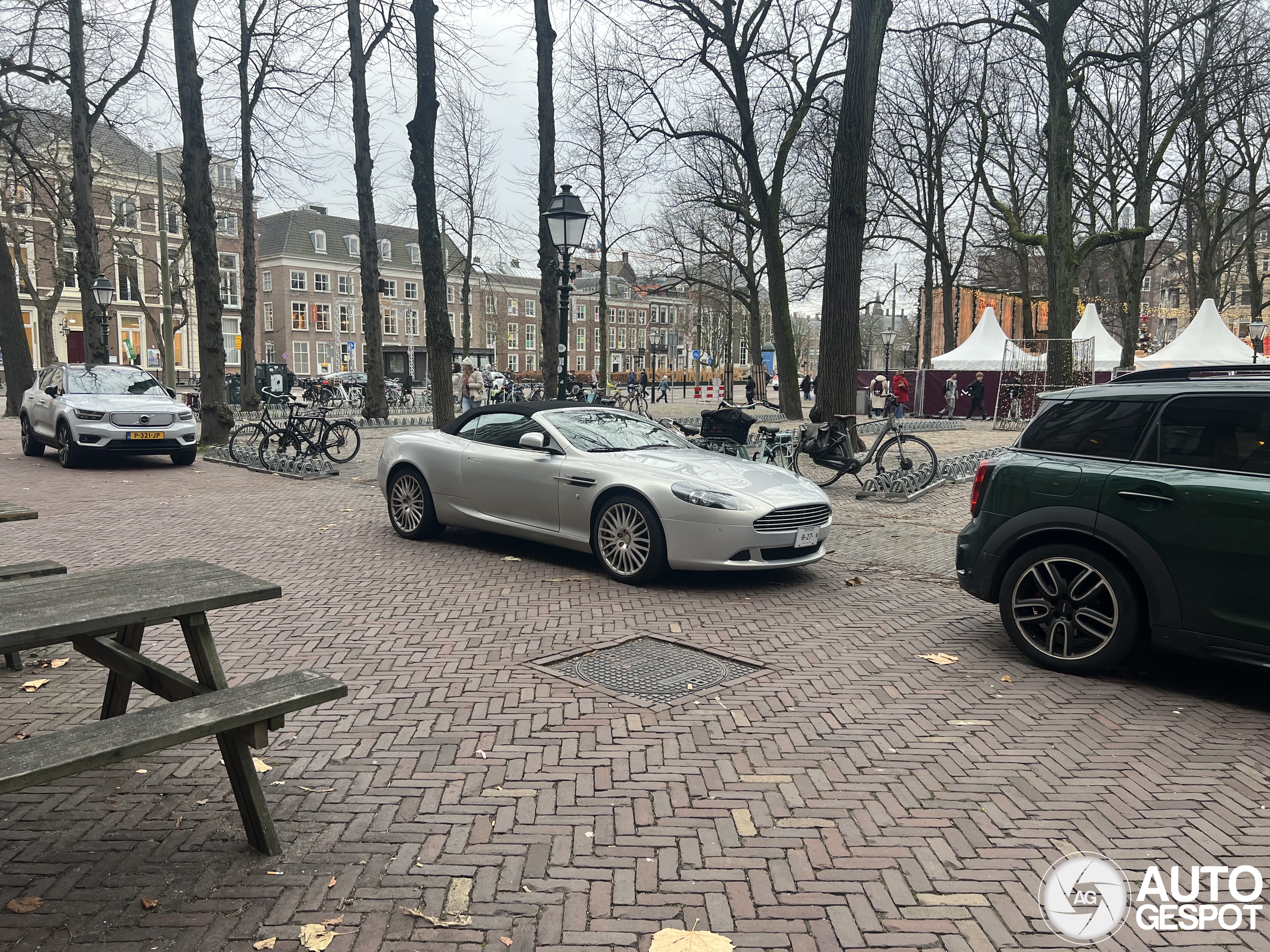 Aston Martin DB9 Volante 2010