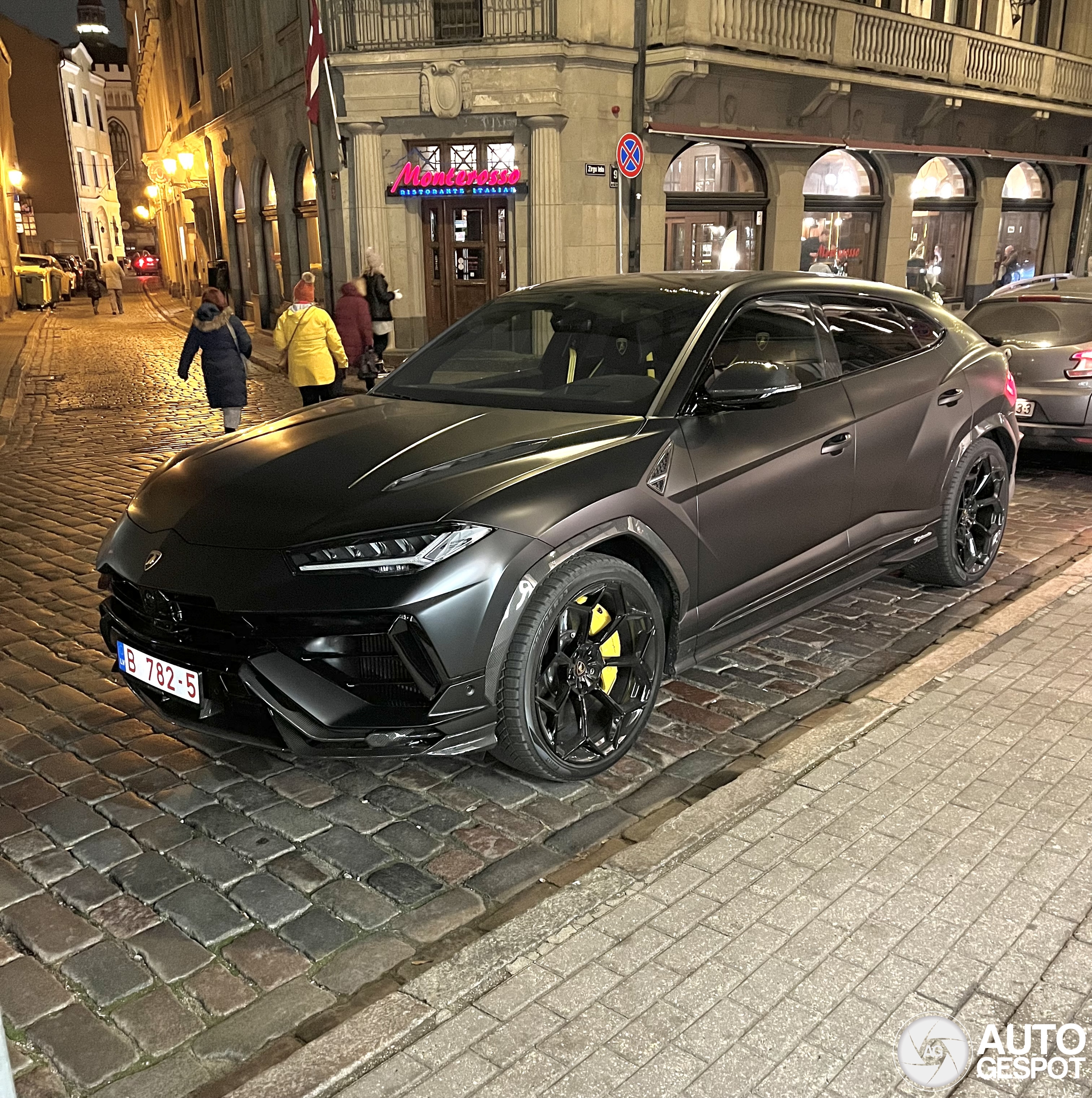 Lamborghini Urus Performante
